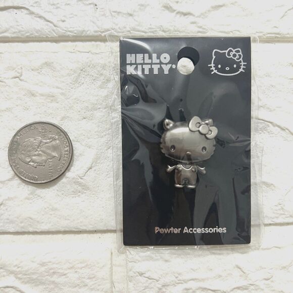Sanrio Hello Kitty Pewter Pin Silver - Picture 3 of 4